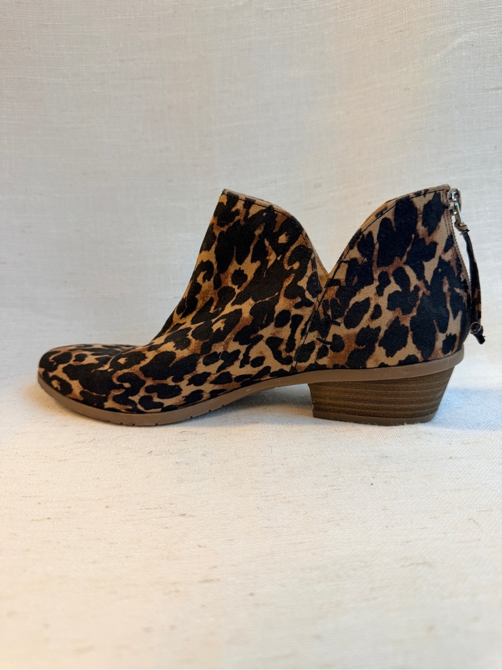 Kenneth Cole Reaction Side Way Leopard Booties Women’s 8.5 Pointed Toe - Picture 4 of 9